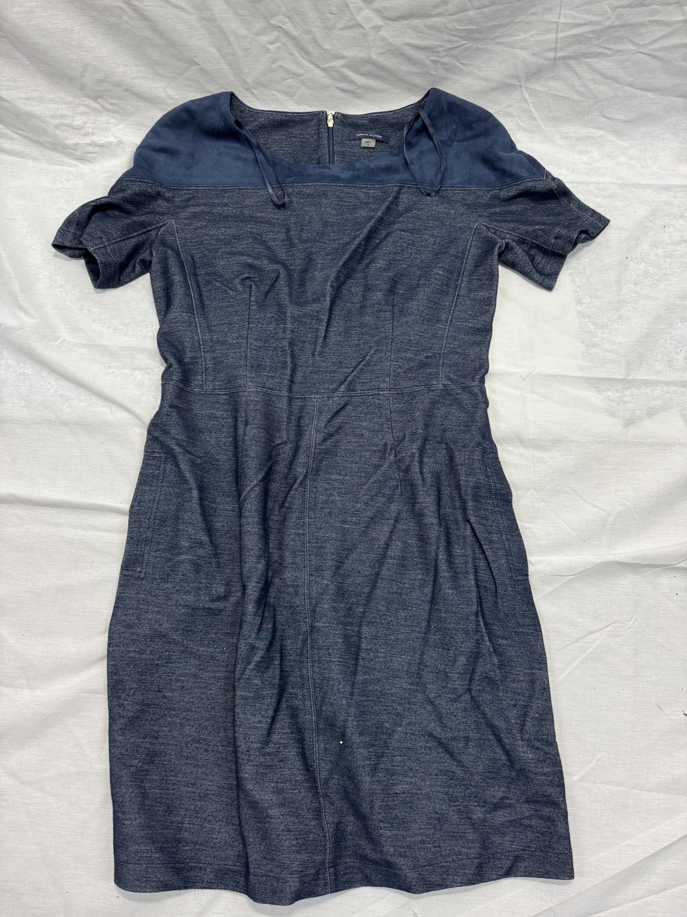 Tommy Hilfiger Women's Sheath Dress Navy Blue Size 12 Faux Suede Accent Pockets